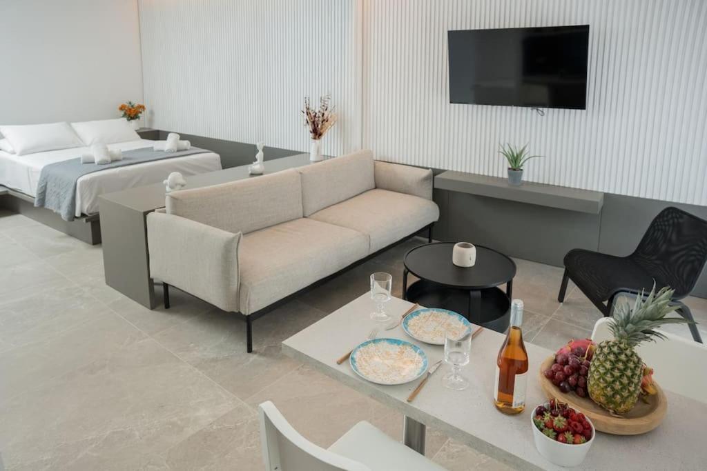 Minoas Suite The Sense Of Luxury Heraklion  Exterior photo